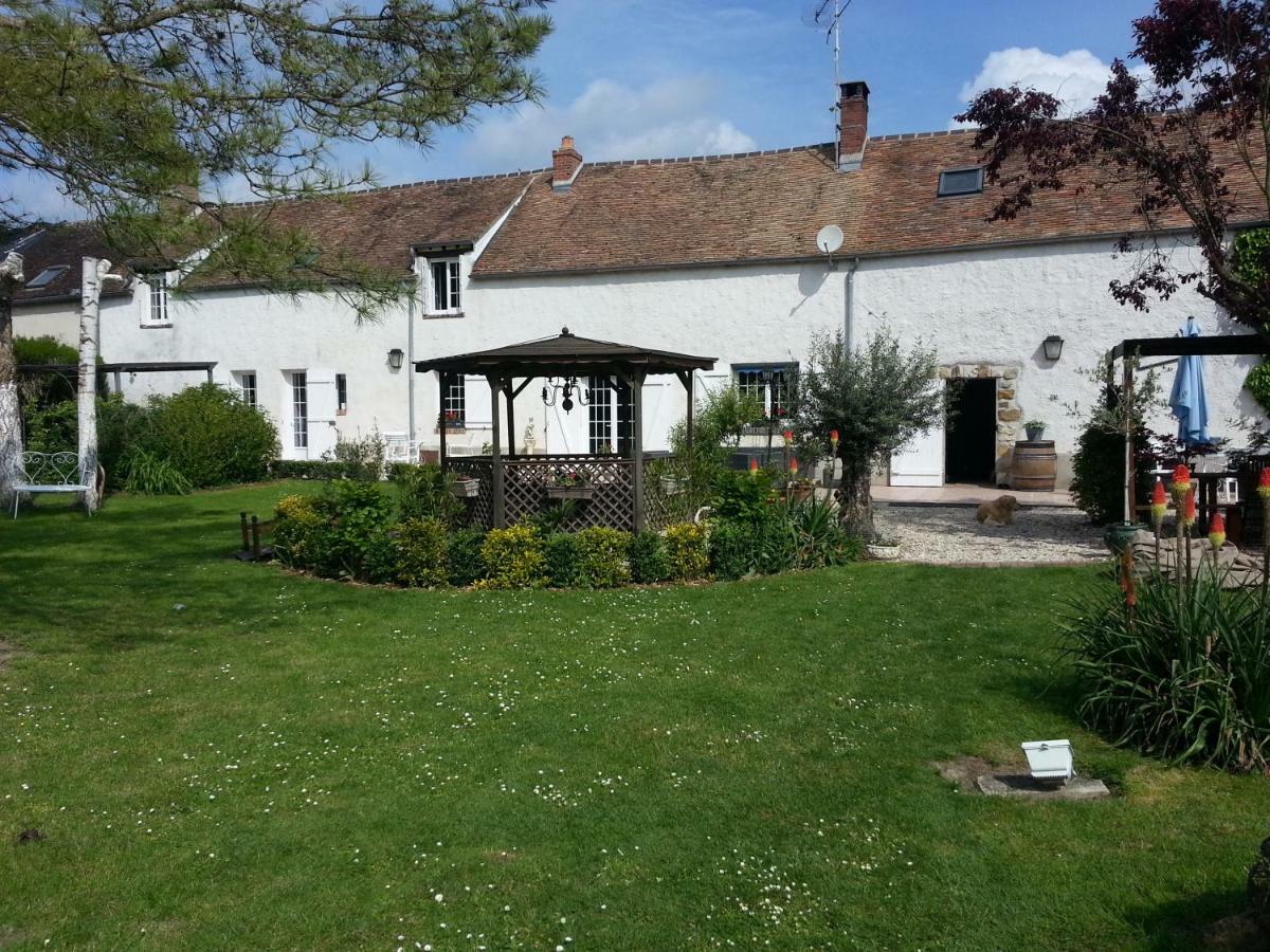 Bed and Breakfast La Longere Des Glycines Egligny Экстерьер фото
