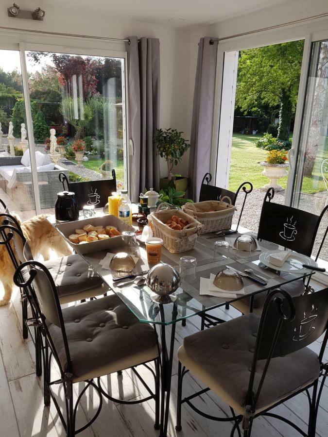Bed and Breakfast La Longere Des Glycines Egligny Экстерьер фото